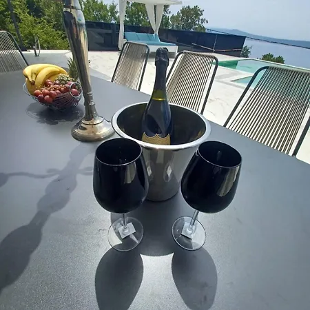 Hb Villa