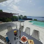 Hb Villa *