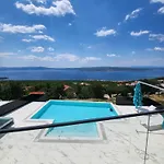 Villa Hb *