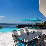 Hb Villa