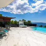 Villa Hb *