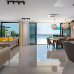 Hb Villa *